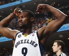 包含快船球星受伤，无缘与马刺的对决的词条